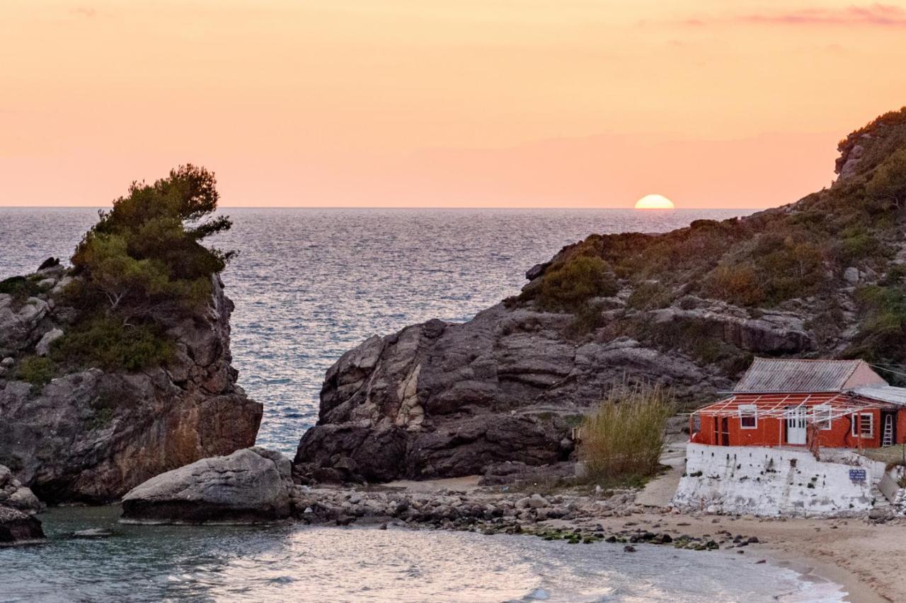 Tolis Aparts Πέλεκας Εξωτερικό φωτογραφία