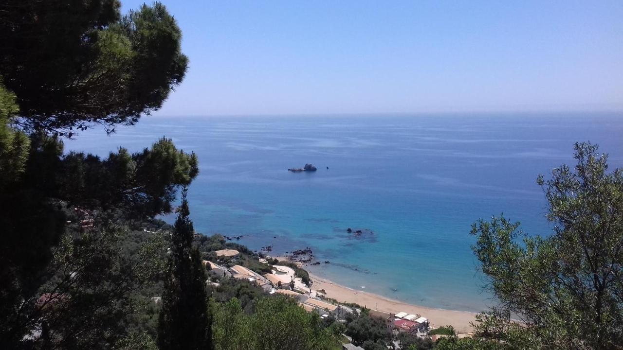 Tolis Aparts Πέλεκας Εξωτερικό φωτογραφία